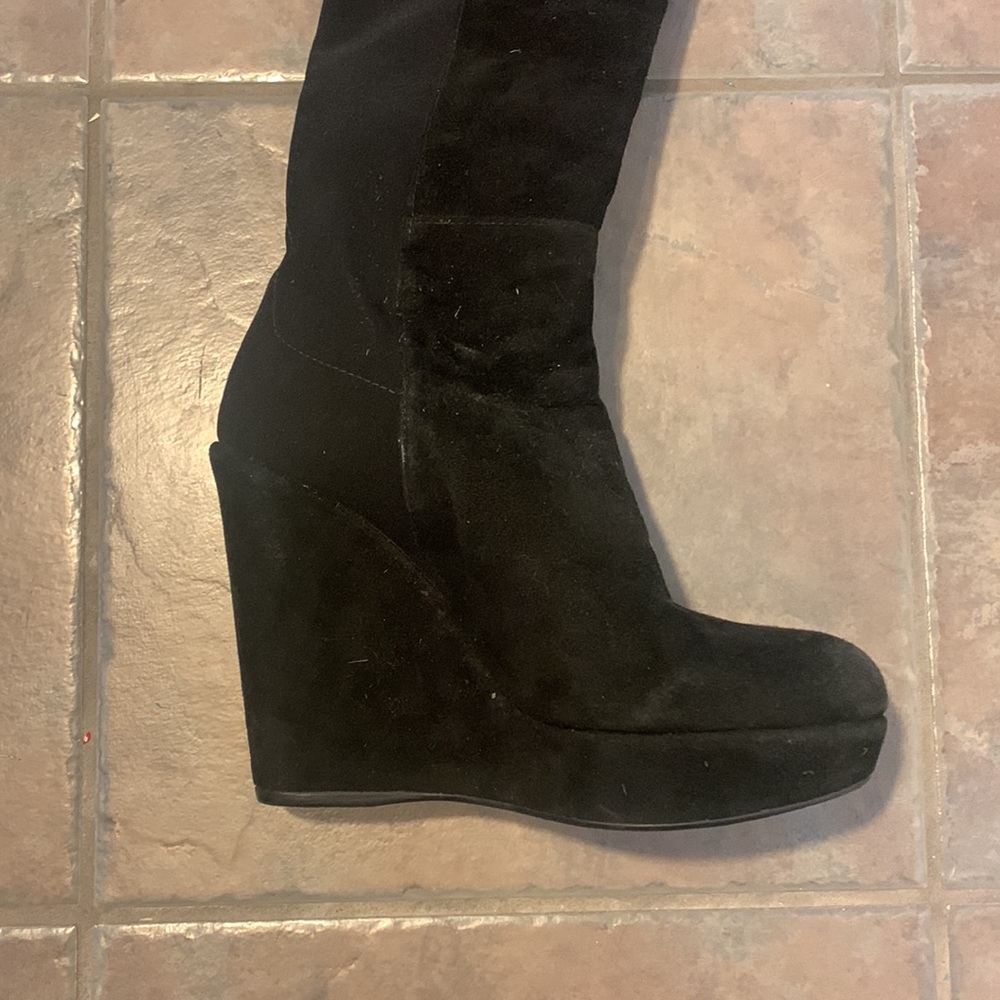 Stuart Weitzman - Womens Suede Over The Knee Wedge Heel Boots - Picture 2 of 9